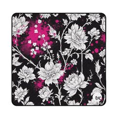 ETC Monochrome Floral Picnic Mat