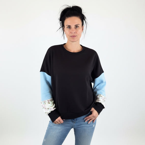 ETC Handmade Blue & Floral Block Crew - Large (14)