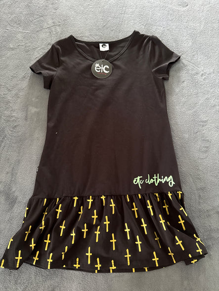Size S Black tee dress