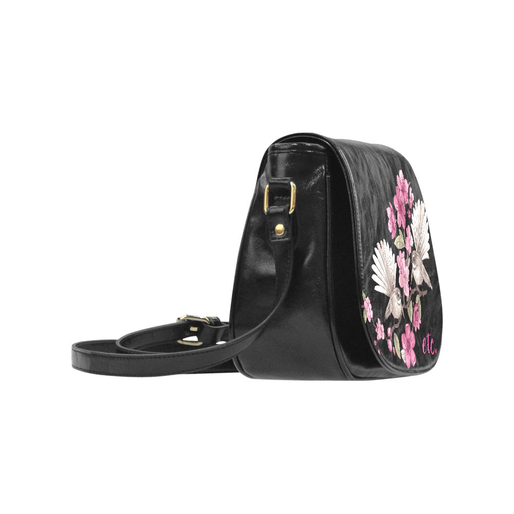 ETC Floral fantail PU Leather Saddle Bag